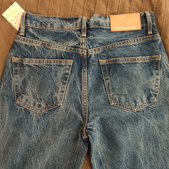 We The Free Laurel Canyon Flare Jeans - Picture 7 of 11